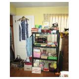 Singer sewing machine Sewing stuff Iron Yarn Purses