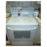 GE White profile flat top range