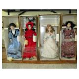 Living Room---Dolls