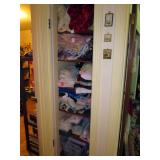 Hallway---Linen closet