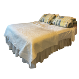 Queen Bed 