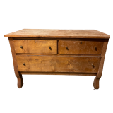 short dresser 