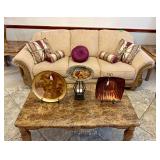 Coffee table no longer available 