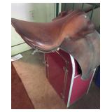 Vtg Jumping Saddle and Tack Locker Vtg Jumping Saddle and Tack Locker