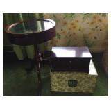 Display Table and Case Display Table and Case