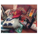 Vtg Sport and Advertising Sweatshirts Vtg Sport and Advertising Sweatshirts