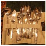 Holiday Shopping Estate Sale in Alexandria (Dec 19-20)