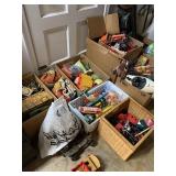 Oakton Antique & Collectibles Estate Sale (Aug 13-15)