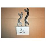 Bonney Wrenches, 2