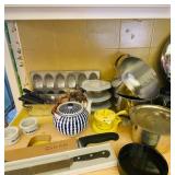 pots, teapot, kitchen supplies