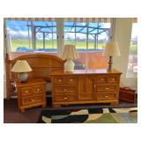 Traditional American 4-Piece Queen Bedroom Set - $150 