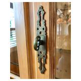 Hutch hardware detail