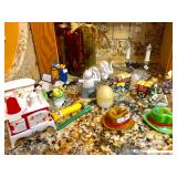 Salt & Pepper Shaker Collection!