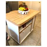 Rolling Kitchen Island w/pullout Bamboo cutting board
