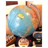 GeoSafari Talking Globe