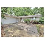 3 Bedroom Ranch on 0.46 acres with Mature Trees near Parks, YMCA and Shopping