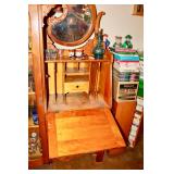 Oak Ridge Estate Sale By Olga