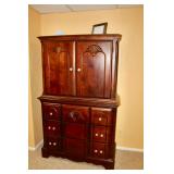 Warren Estate Sale by EstateSalesByOlga