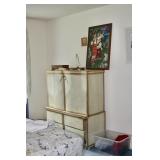 Edison liquidation sale - Estate Sales By Olga