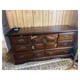 Estate Sales By Olga in South River, NJ