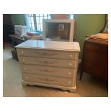 Estate Sales By Olga in Martinsville, NJ