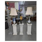 ANTIQUE & COLLECTIBLE AUCTION