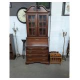 LOADED ANTIQUE & COLLECTIBLE AUCTION