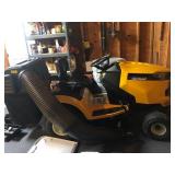 Clean moving sale by Hidden treasures