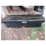 DELTA PRO PAC1589002 BLACK MID-SIZE ALUMINUM SINGLE LID CROSSOVER TRUCK BOX 63.5 X 21 X 13.63 INCHES