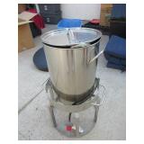 BACKYARD PRO ALUMINUM PROPANE TURKEY FRYER IN GREAT SHAPE