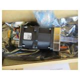 GFC0412DS-SM06 DELL 0CNY0X FAN 12V 2.8A UP T0 6 AVAI