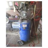CAMPBELL HAUSFELD WL611200 OILLESS AIR COMPRESSOR WORKING