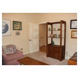 Lori's Estate - Ridglea