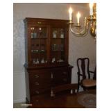 LOVELY SANDY SPRINGS ESTATE SALE OF DECORATED WW11 OFFICER 