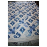 VINTAGE QUILTS