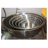 METAL NESTING BOWLS