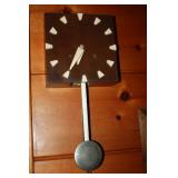 VINTAGE WALL CLOCK ~ HOUSE