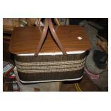 UPPER BARN ~ PICNIC BASKETS