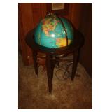 LIGHT UP FLOOR GLOBE