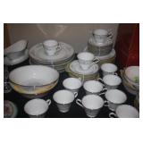 63 PIECE OXFORD BRYN MAUR BONE CHINA