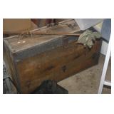 VINTAGE WOOD TOOL BOX