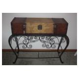 WROUGHT IRON STAND / TRUNK