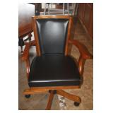 BUMPER / POKER / TABLE AND 4 CHAIRS