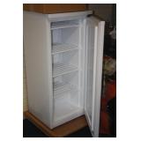 SMALL KENMORE UPRIGHT FREEZER