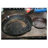 CAST IRON SKILLET