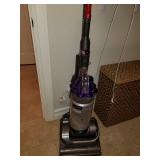 DYSON VACUUM