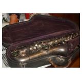 KING H.N. WHITE CO. SAXAPHONE