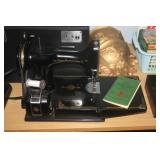FEATHER WEIGHT 221-1 SEWING MACHINE