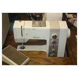 BERNINA 930 SEWING MACHINE