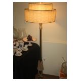VINTAGE FLOOR LAMP